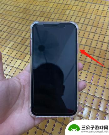 iphone xr 怎么重启手机 怎样强制重启iphonexr