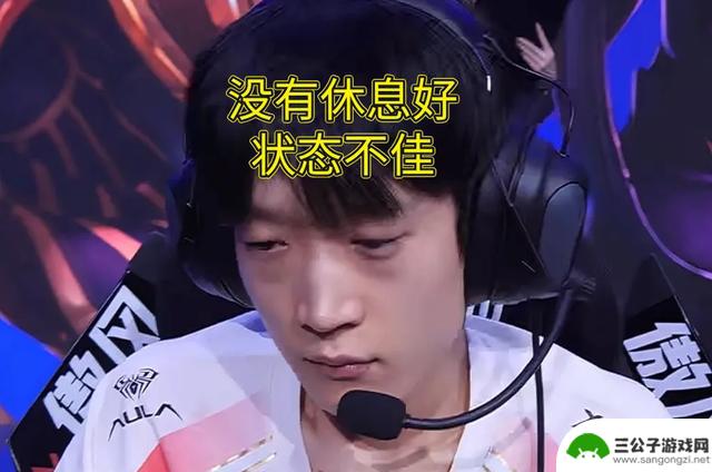 LPL新晋头部明星选手崭露头角，两天上热搜，Tabe黑历史曝光