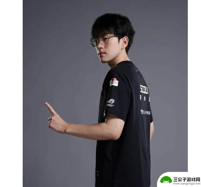 JDG通过绝技将BP权交给厂长？回顾EDG那年的录像，心情复杂