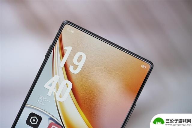 努比亚Z70S Ultra摄影师版：今年唯一无孔摄影手机的评测