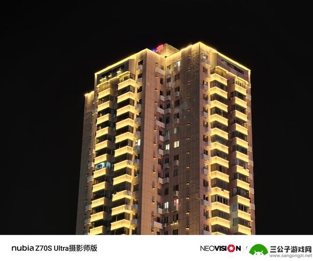 努比亚Z70S Ultra摄影师版：今年唯一无孔摄影手机的评测