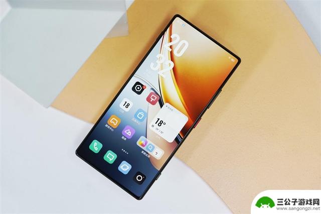 努比亚Z70S Ultra摄影师版：今年唯一无孔摄影手机的评测