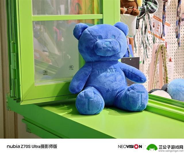 努比亚Z70S Ultra摄影师版：今年唯一无孔摄影手机的评测