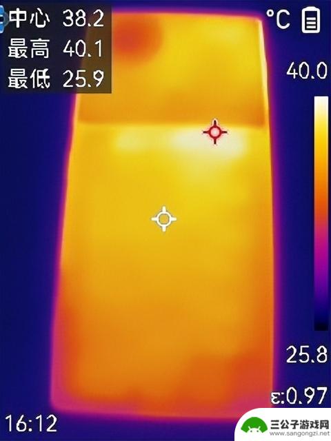 努比亚Z70S Ultra摄影师版：今年唯一无孔摄影手机的评测