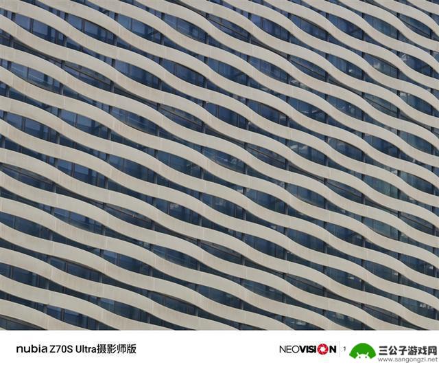 努比亚Z70S Ultra摄影师版：今年唯一无孔摄影手机的评测