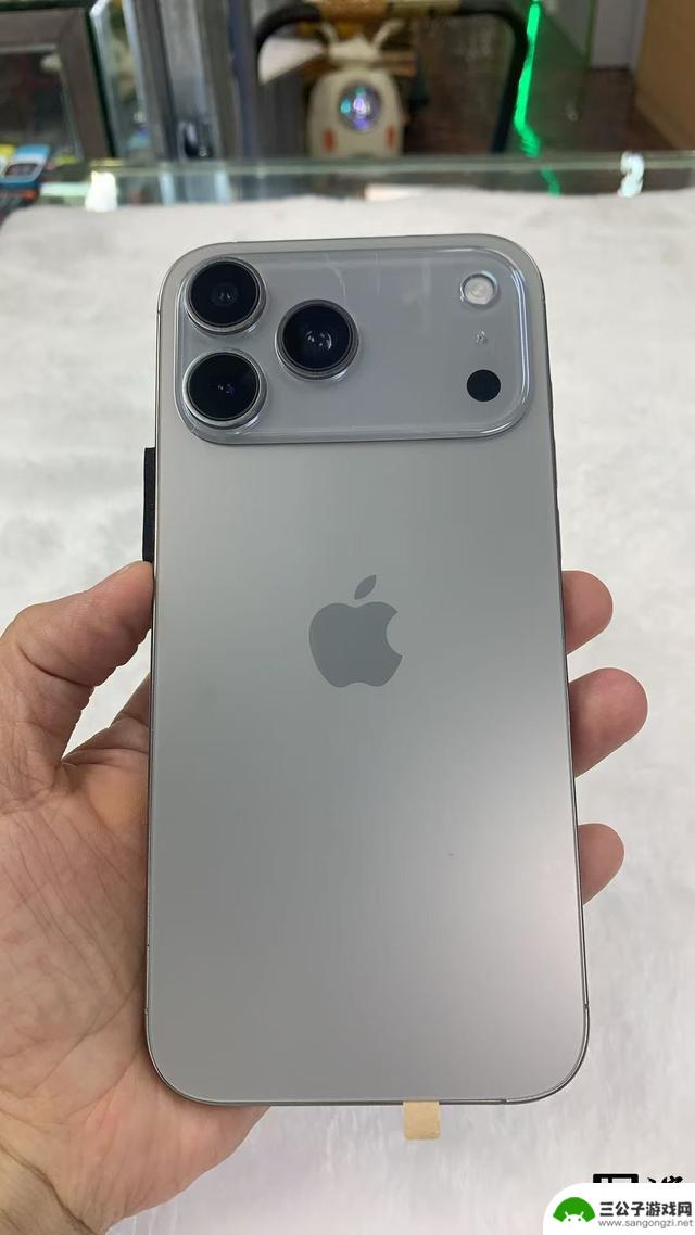 山寨iPhone 17 Pro曝光：搭载安卓系统，界面高仿苹果iOS