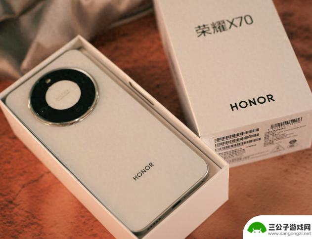 八月值得入手的五款性价比高、续航长手机推荐，用户评价媲美“零差评”
