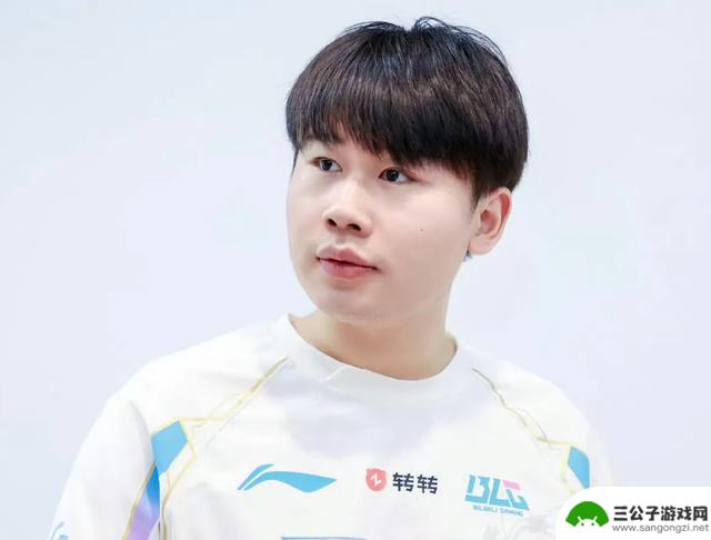 知情人称小虎拒绝了Tian加入BLG，导致Tian表现不佳