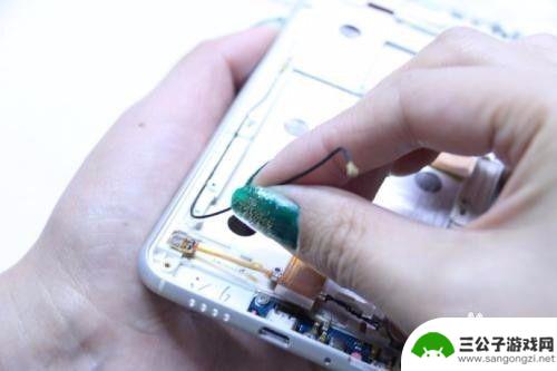 对方听不见我手机声音 手机通话对方听不到声音怎么办