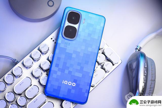 iQOO Neo10 Pro：融合性能与游戏体验的顶尖之作