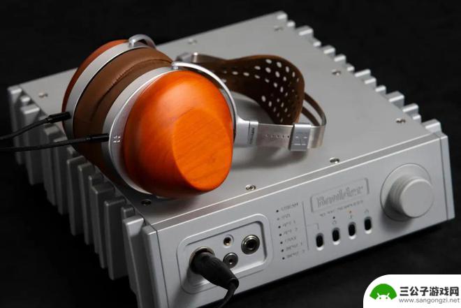 手机音箱如何放大声音 宝达Boulder 812 DAC/前级/耳放一体机评价