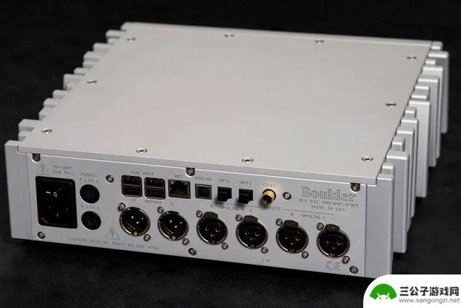 手机音箱如何放大声音 宝达Boulder 812 DAC/前级/耳放一体机评价