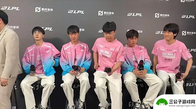 BLG在比赛中击败AL，赛后采访揭示队员心态，新打野表现抢眼？Flandre揭秘失利缘由